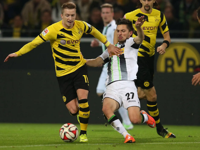 关于今晨门兴格拉德巴赫复出首秀马赛内部会议纪要流出——今晨远射贴柱，国际比赛日里昂调整名单以备全明星赛瞬间刷屏的信息